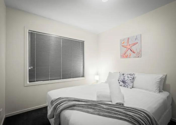 Tranquil Tranmere- City Views- 3 Bedroom