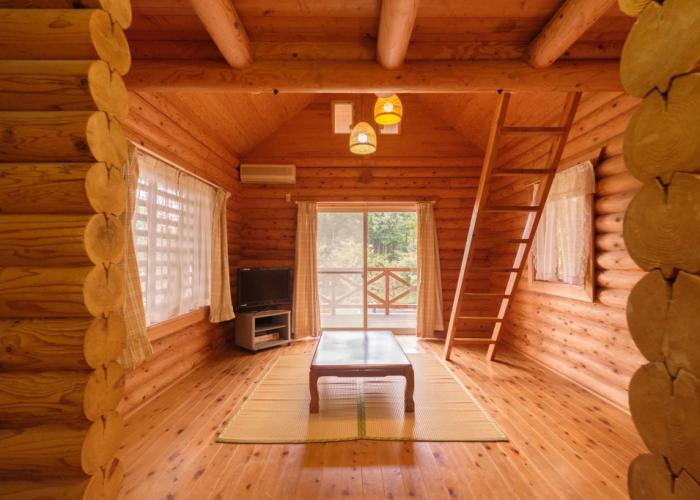 Log Cabin Kinoko No Sato