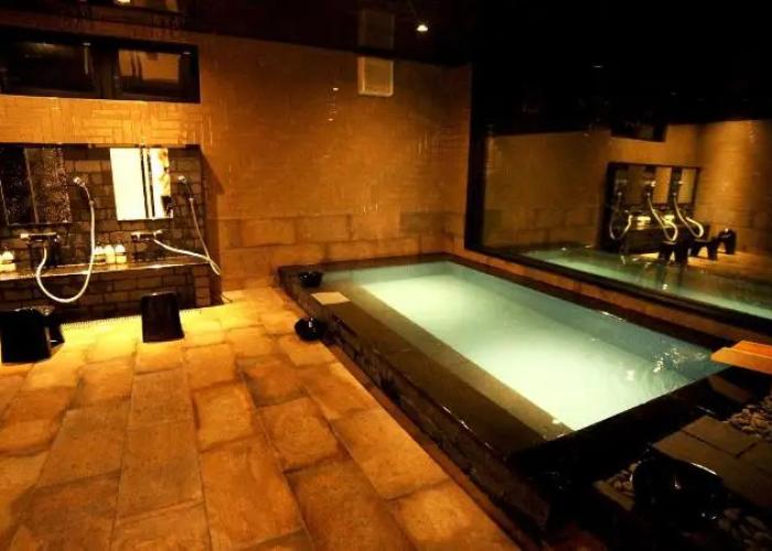 Hotel COMOREBI