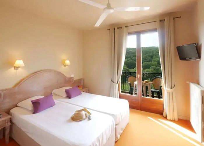 Hôtel Vacances Bleues Castel Luberon