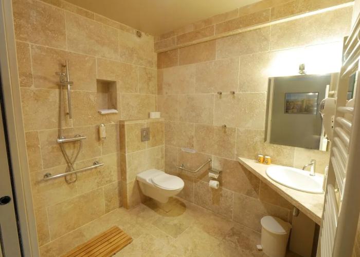 Hôtel Vacances Bleues Castel Luberon