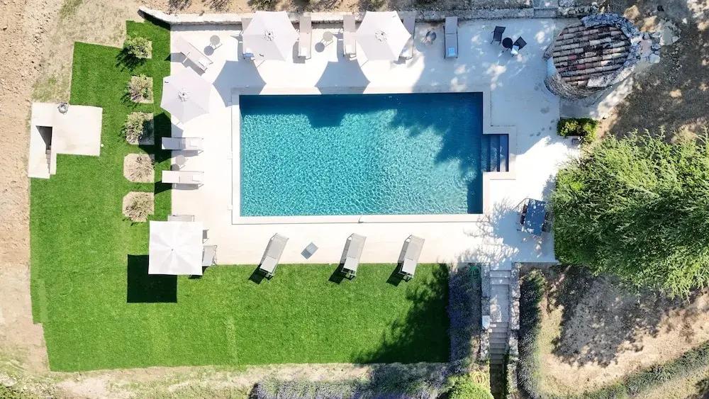 фото Le Mas de l'Esclat - Piscine - Luberon