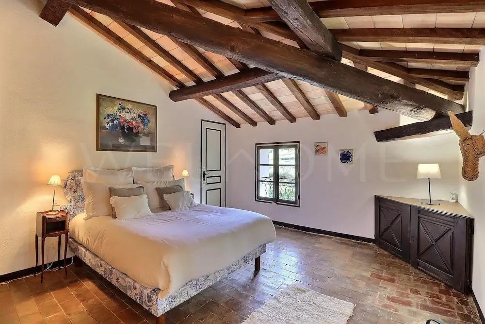 фото Le Mas de l'Esclat - Piscine - Luberon