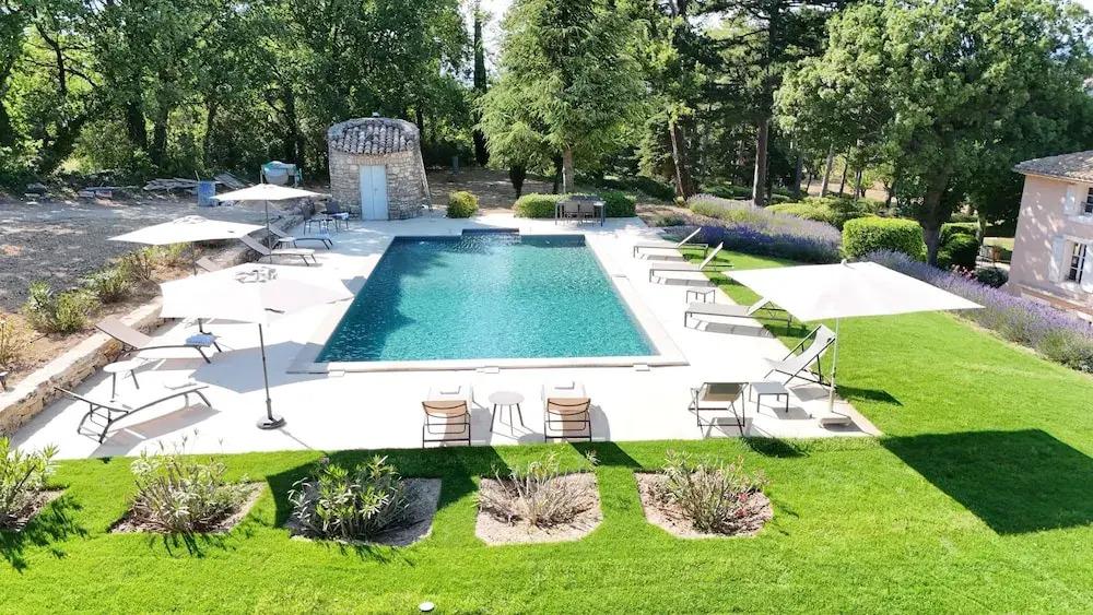 фото Le Mas de l'Esclat - Piscine - Luberon