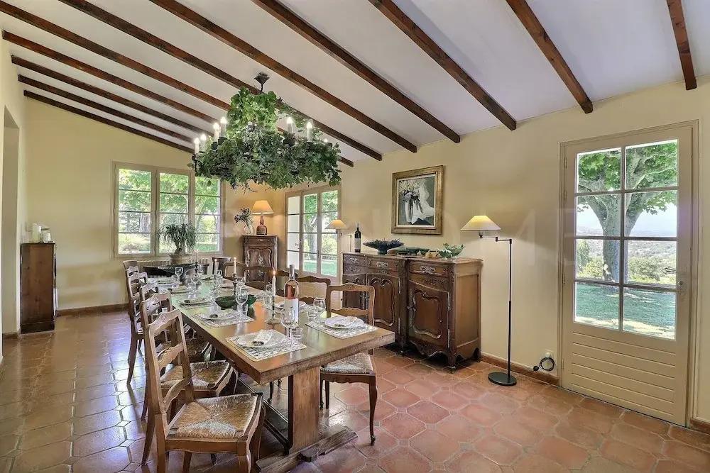 фото Le Mas de l'Esclat - Piscine - Luberon