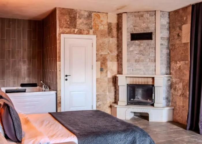 216 North Hotel & Wellness-Spa