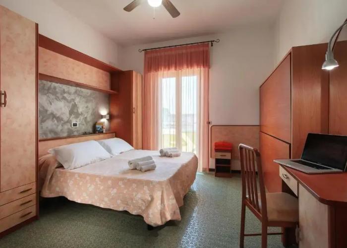 Hotel Sandra