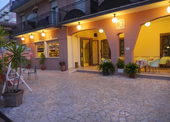 Hotel Anita