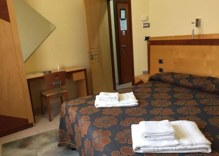 Piccadilly Suites and Rooms
