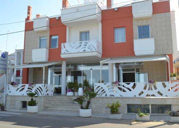 Piccadilly Suites and Rooms