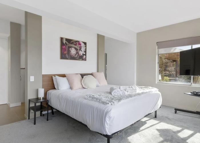Spectacular Views - 4 Bedroom House