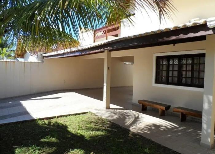 P003 Casa c 3 Dorm. Apenas 150m da Praia