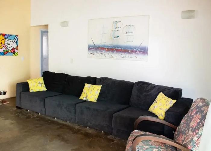 P004 Casa c 3 Dorm. Apenas 150m da Praia