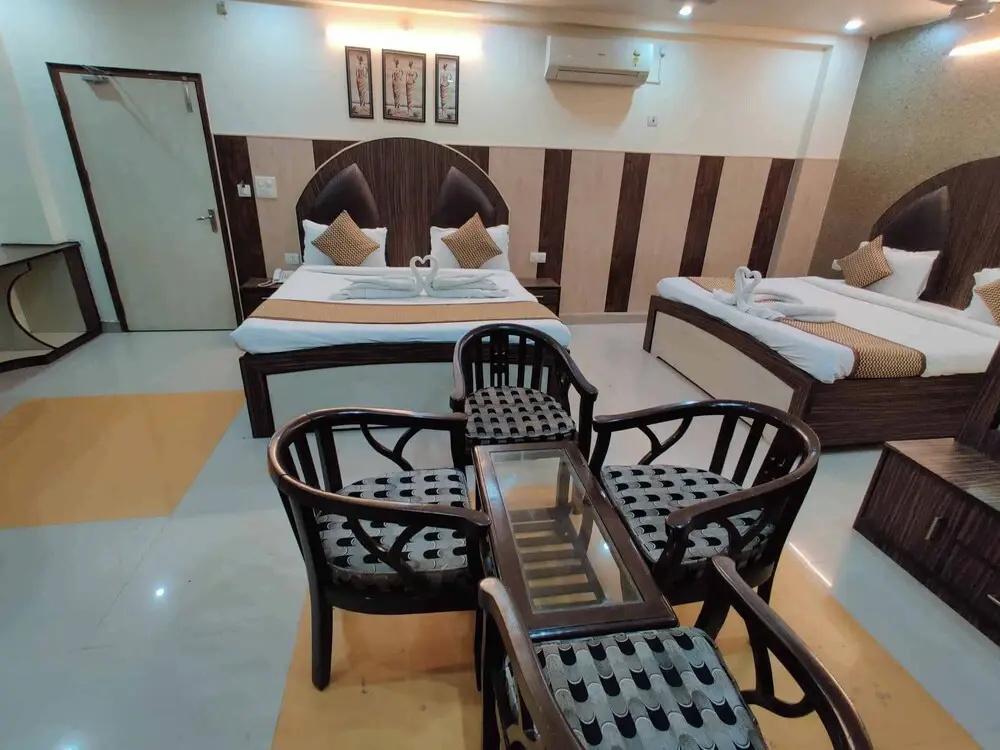 фото Hotel Holy Basil