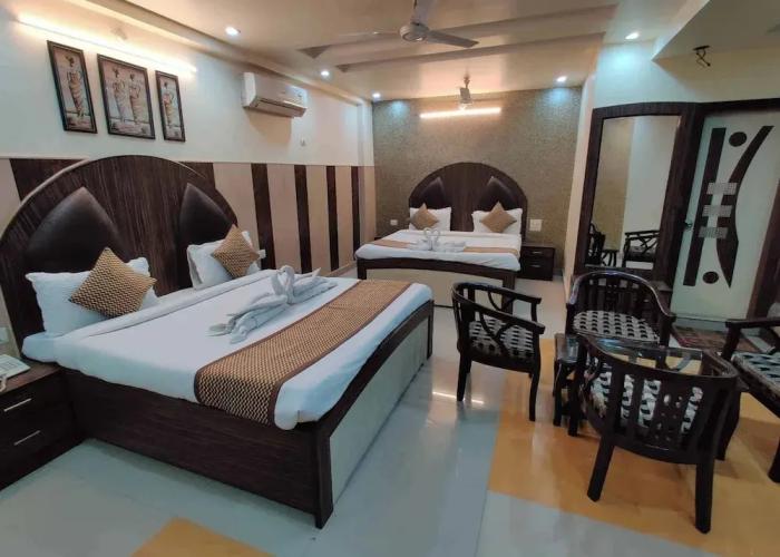 Hotel Holy Basil