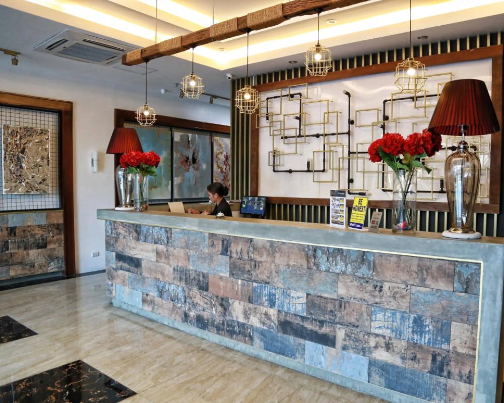 фото Big Hotel