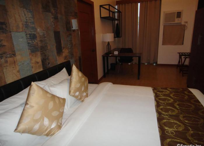 Big Hotel