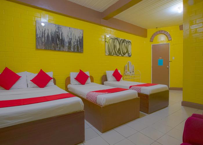 La Maria Pension And Tourist Inn Hotel