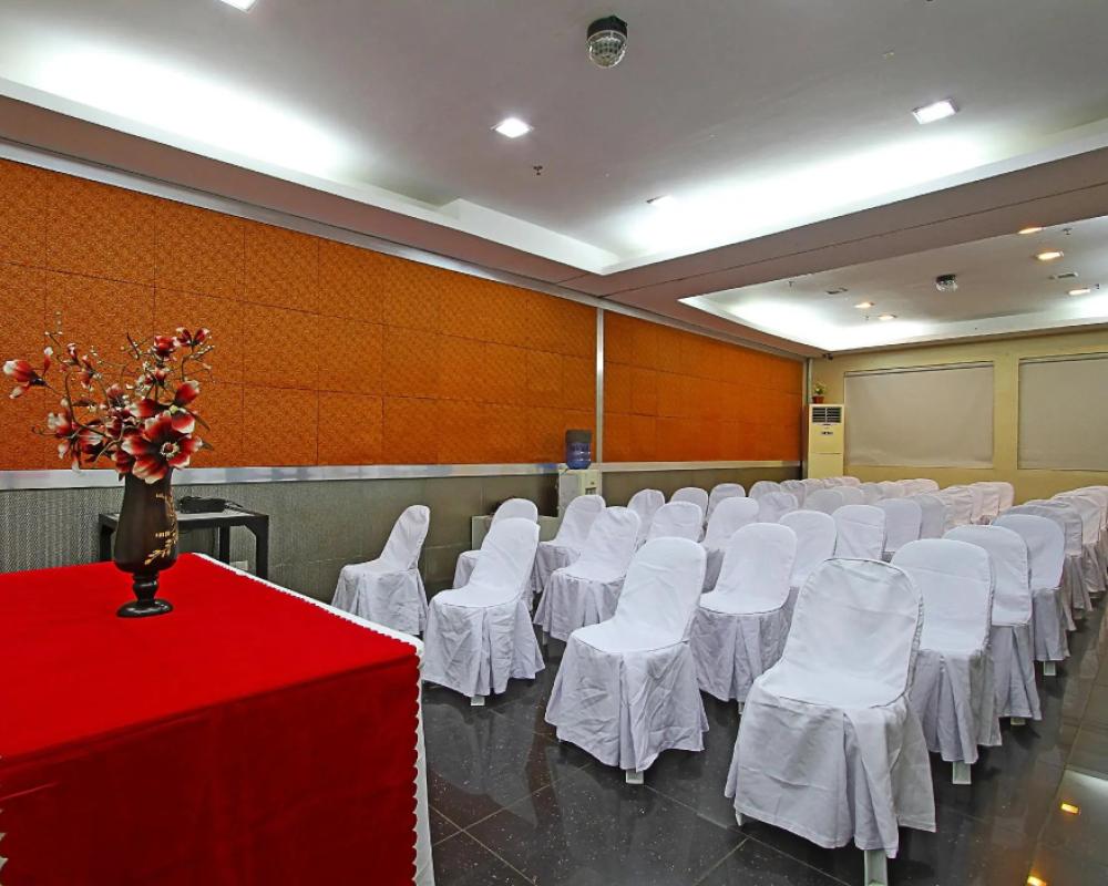 фото Andy Hotel
