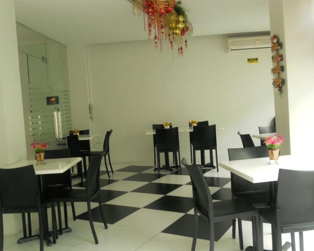 фото Cinfandel Suites