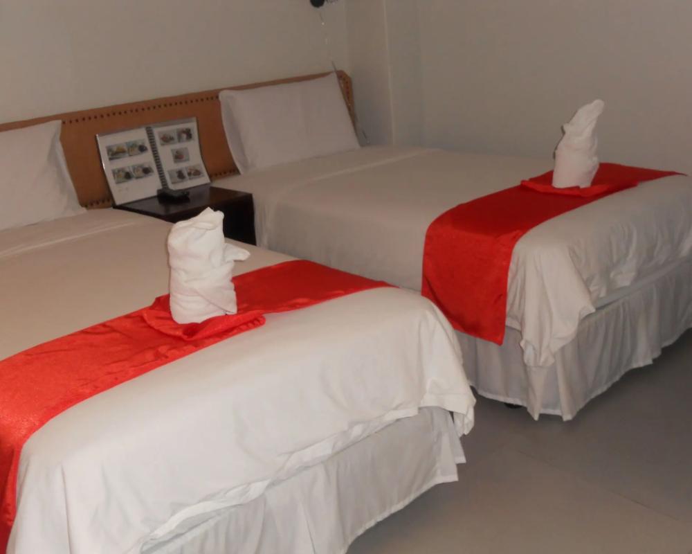 фото Cinfandel Suites