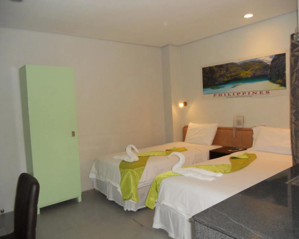 фото Cinfandel Suites