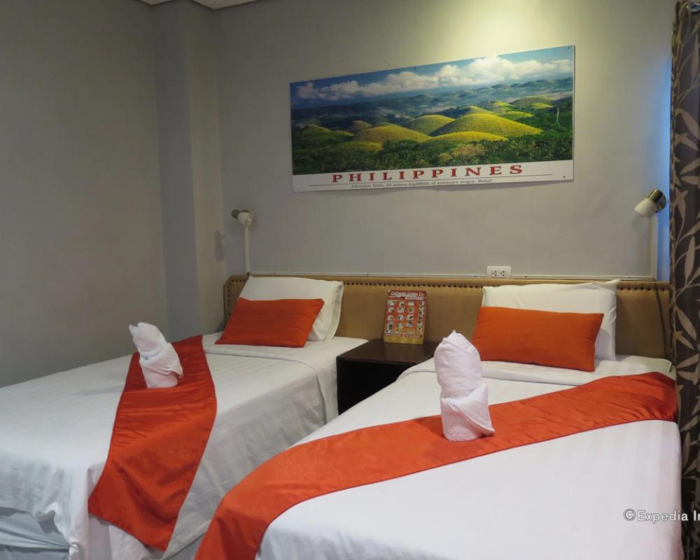 фото Cinfandel Suites