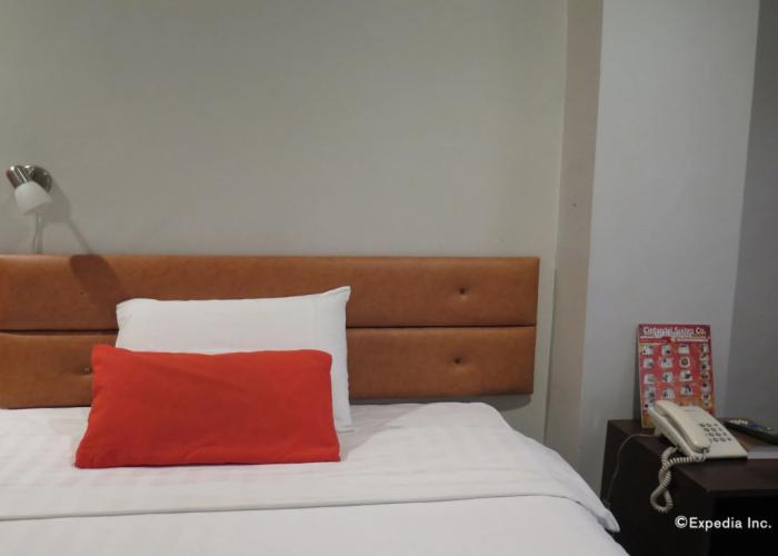 Cinfandel Suites