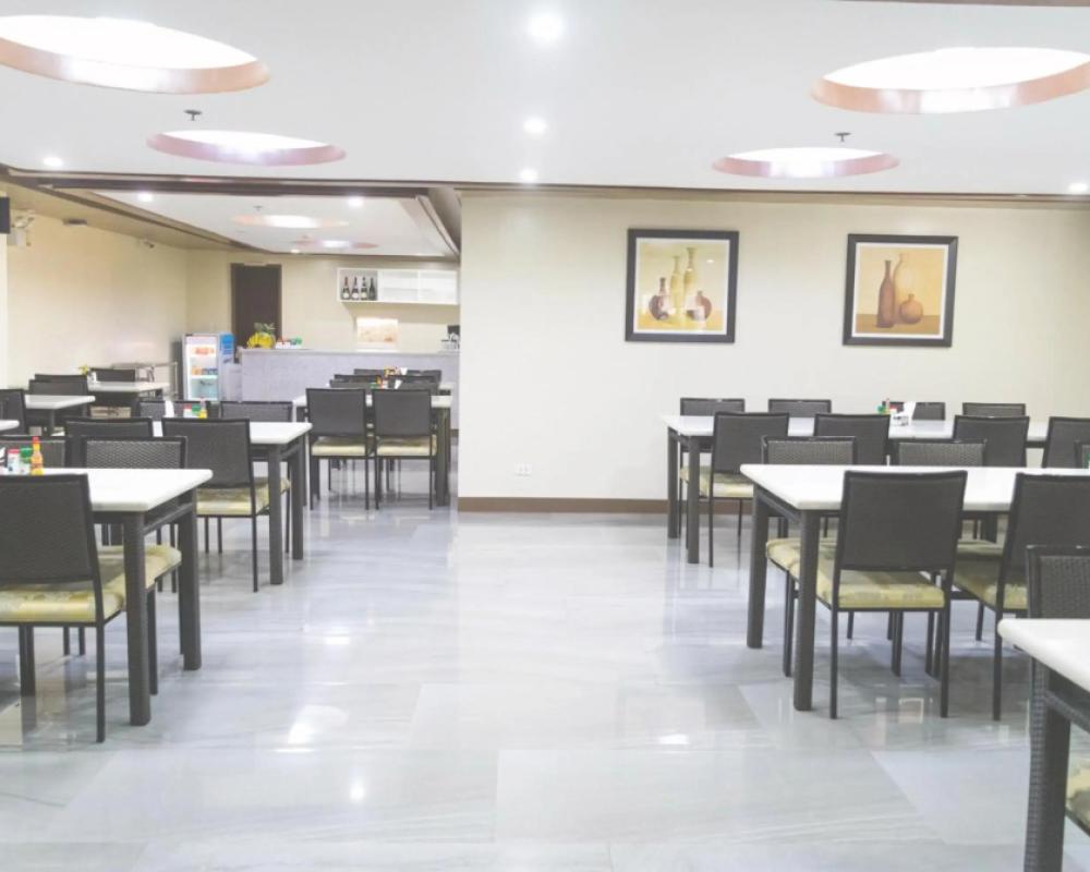 фото Leope Hotel