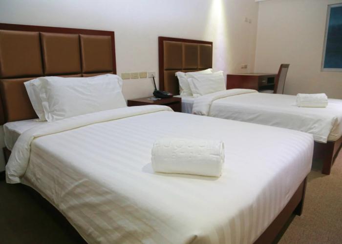 Big Hotel Suites