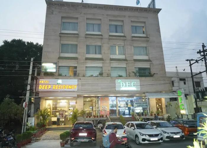 Hotel Deep Residency