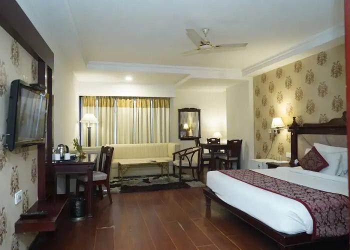 Hotel Deep Residency