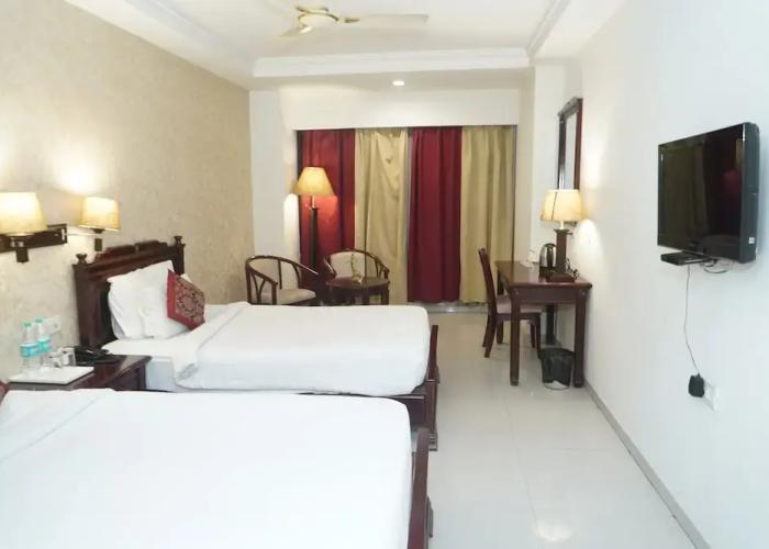 Hotel Deep Residency