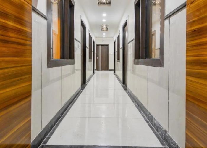 Itsy Hotels K K Residency Staywell