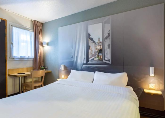 B&B HOTEL CHARTRES Le Forum (1)