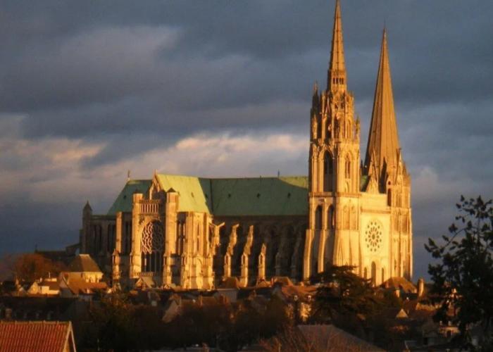 ACE Hôtel Chartres
