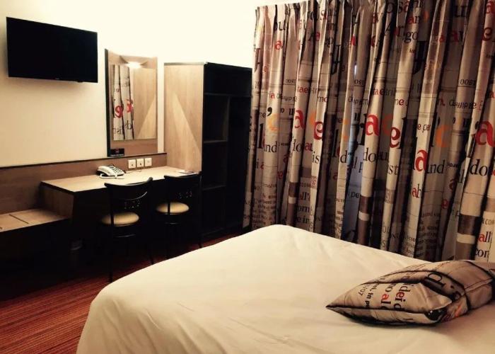 ACE Hôtel Chartres