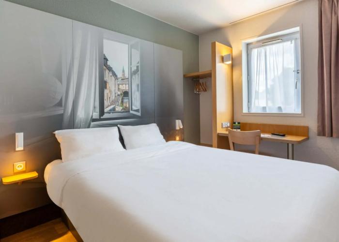 B&B Hotel Chartres Le Coudray