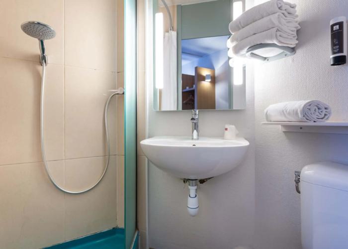 B&B Hotel Chartres Le Coudray