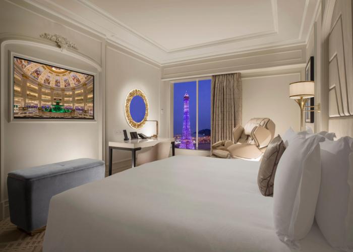 The Parisian Macao