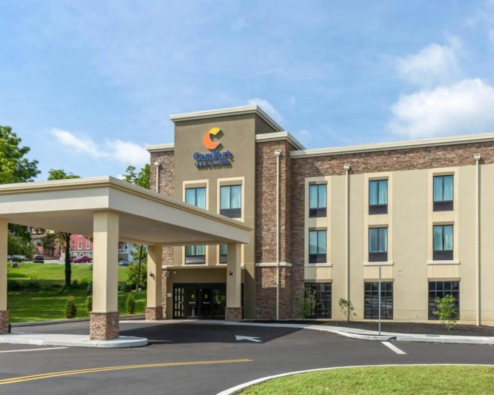 Comfort Inn & Suites