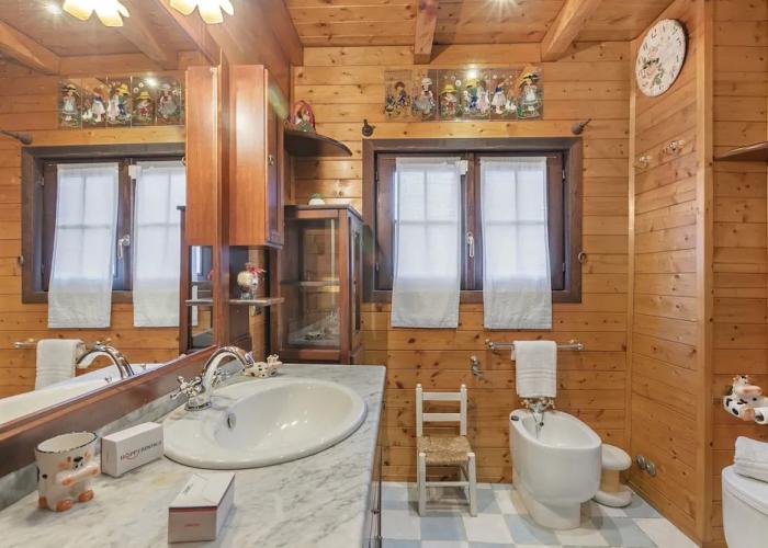 La Lanterna Swimming Pool Retreat