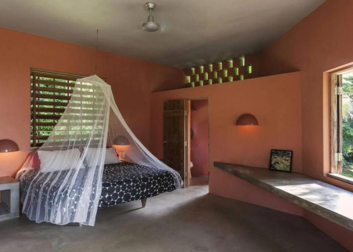 Hix Island House