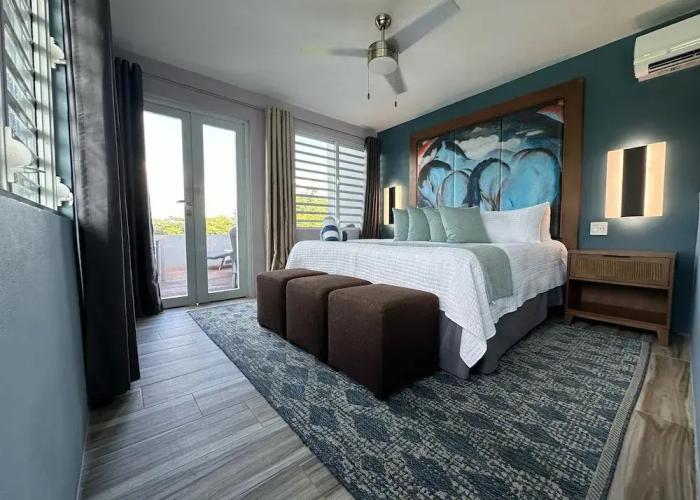 Old Crow Hotel and Suites