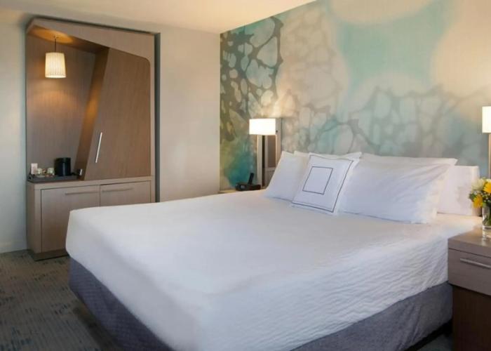Courtyard by Marriott Isla Verde Beach Resort