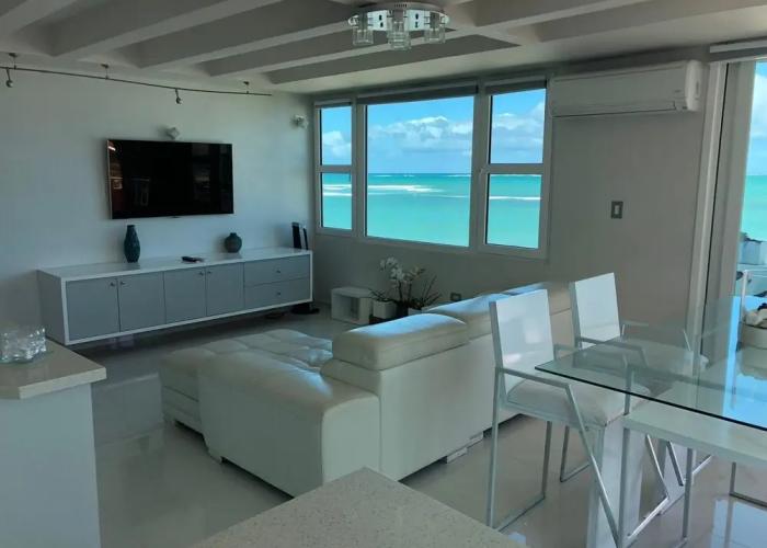 Beach Front  Amapola SeaSide Apt