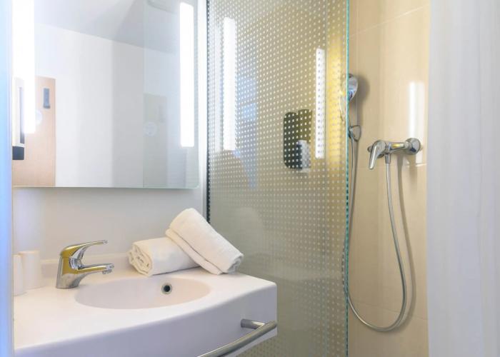 B&B Hotel Nimes Centre Arène