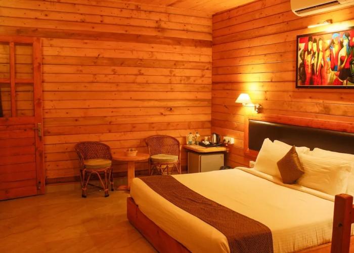 Grand Vatika Resort