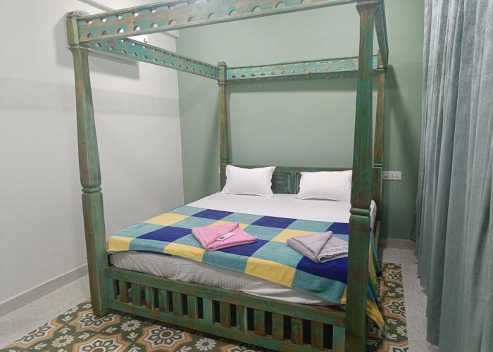Lavish Exotic Apart Hotel