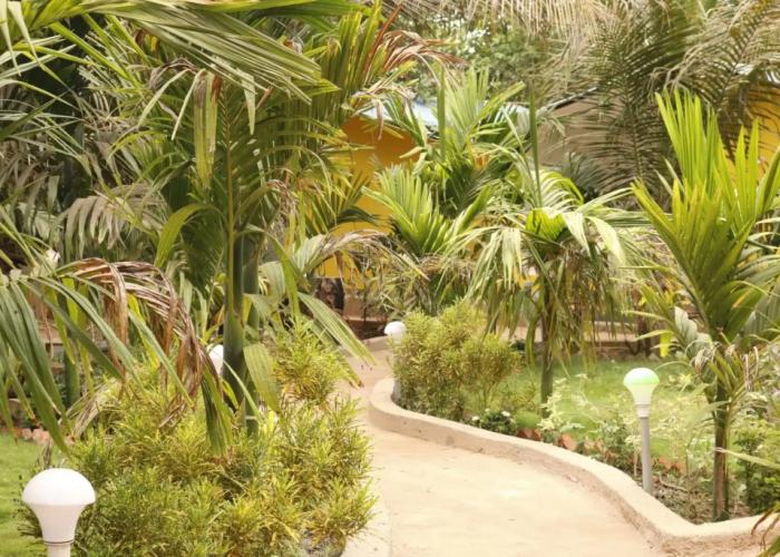 Lavish Exotic Apart Hotel